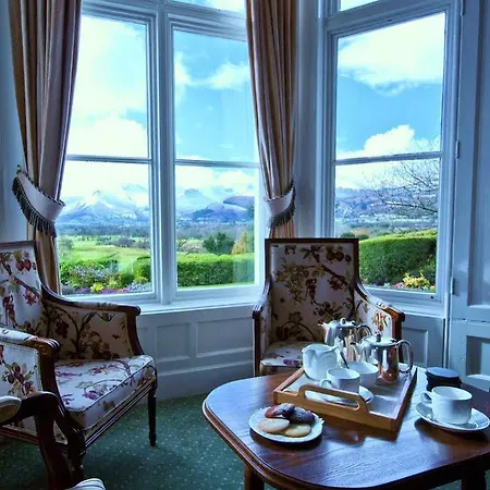 Lyzzick Hall Hotel