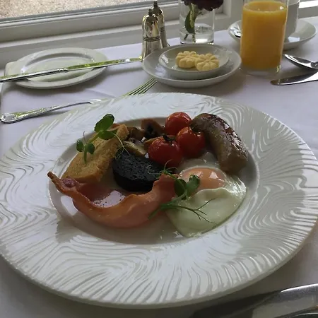 Hotel Lyzzick Hall 3*