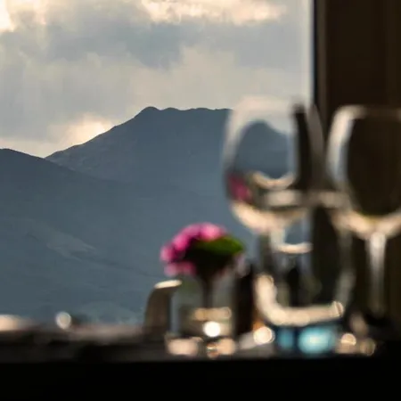 Hotel Lyzzick Hall 4*