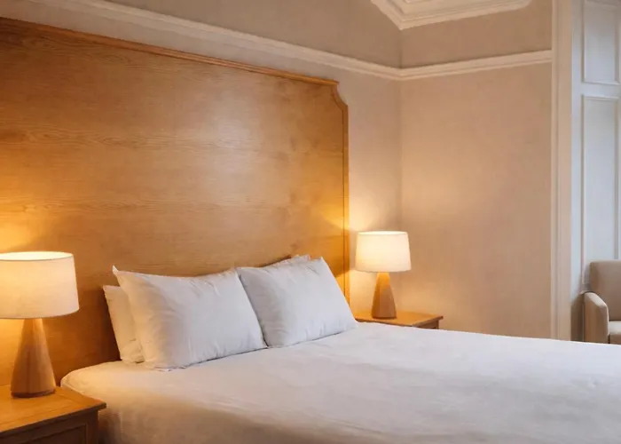 Lyzzick Applethwaite